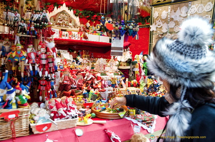 Christmas shopping in Rothenburg